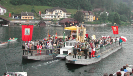 Fronleichnamsprozession am Traunsee
